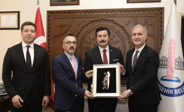 Bursa İnegöl ve Yenişehir'de Kritik İş Birliği: Hızlı Tren ve Yatırımlar Masada