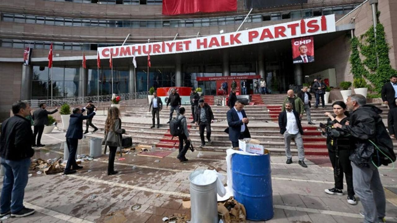 Edebiyatçılardan "mutlak butlan" kararına tepki: Kayyım rejimine hayır