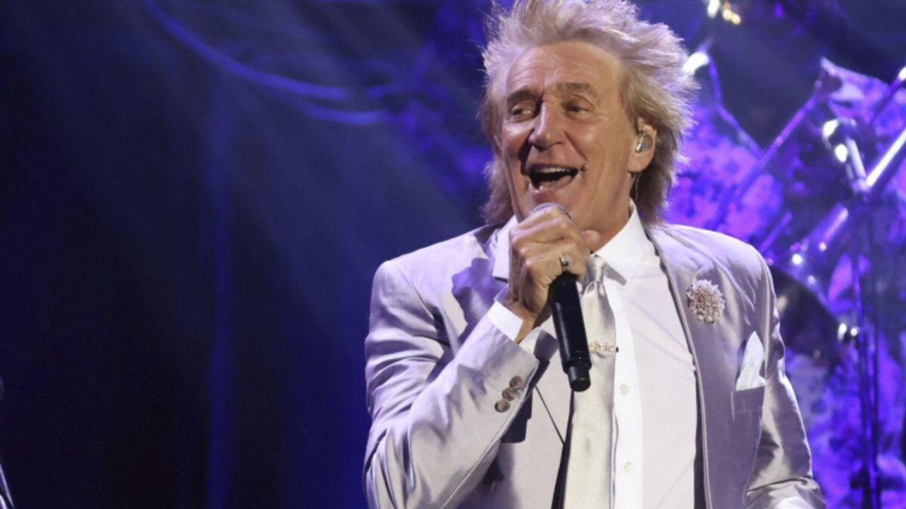 Rod Stewart Sağlık Sorunları Nedeniyle Las Vegas'taki İki Konserini İptal Etti