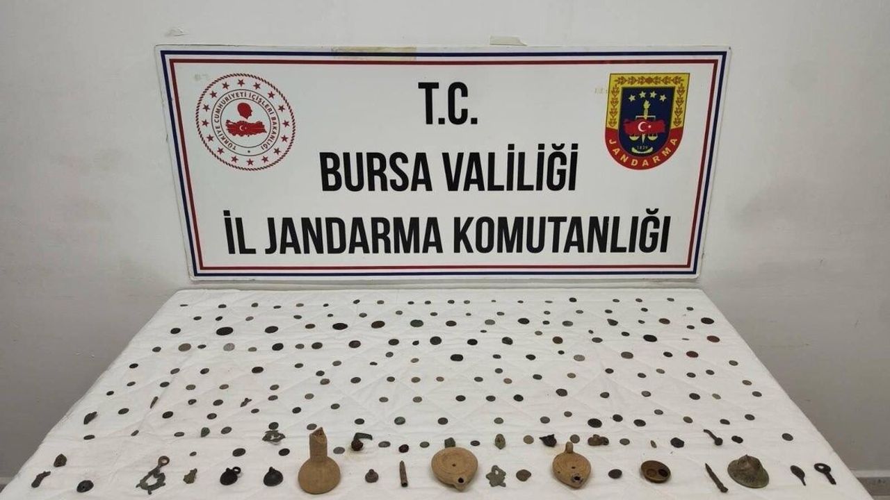 Gemlik'te Tarihi Eser Operasyonu: 202 Parça Roma ve Bizans Dönemi Eseri Ele Geçirildi