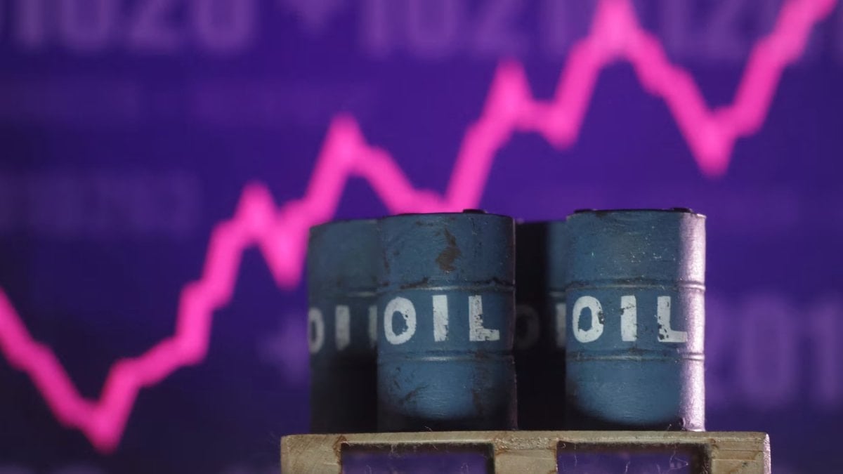 Brent Petrol Fiyatı Yüzde 3 Düşüşle 80 Doların Altına İndi