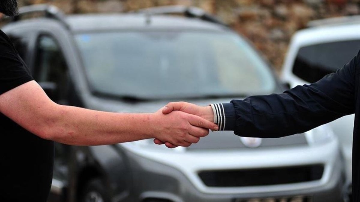 İkinci El Otomobilde 6 Ay 6 Bin Kilometre Kısıtlaması: Süre 2027'ye Kadar Uzatıldı