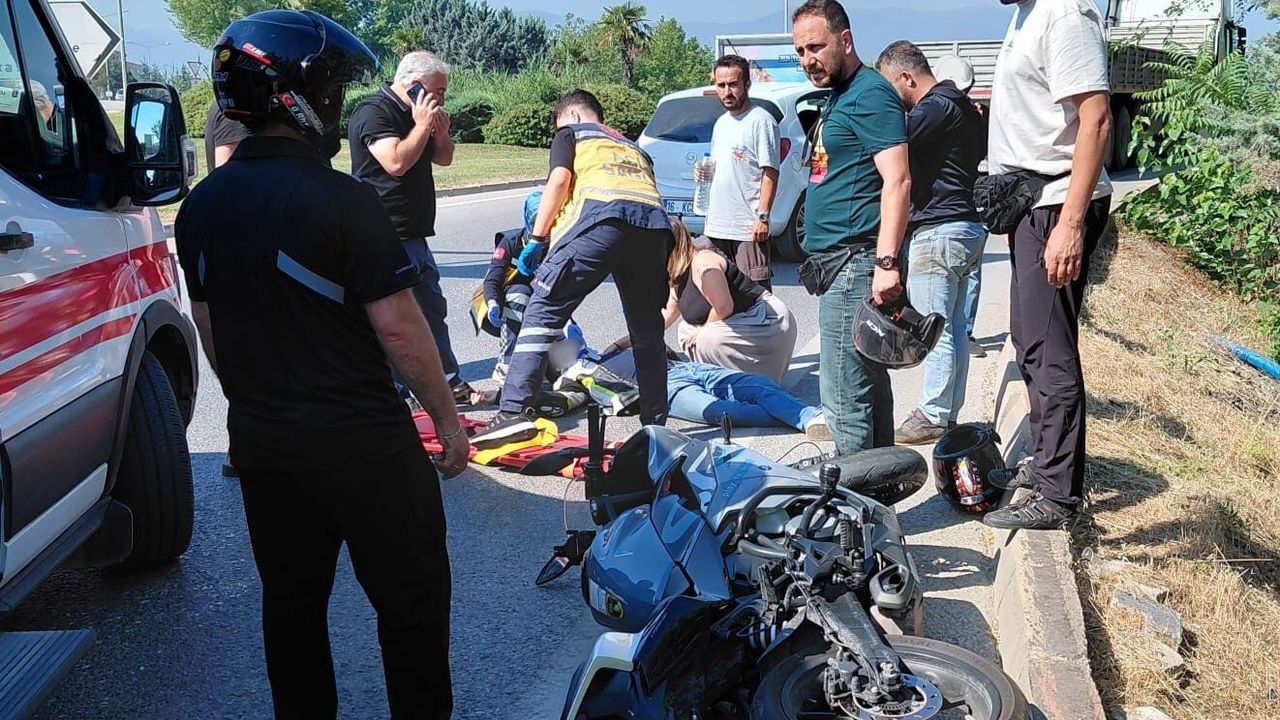 Bursa’da motosiklet tırın altında kaldı