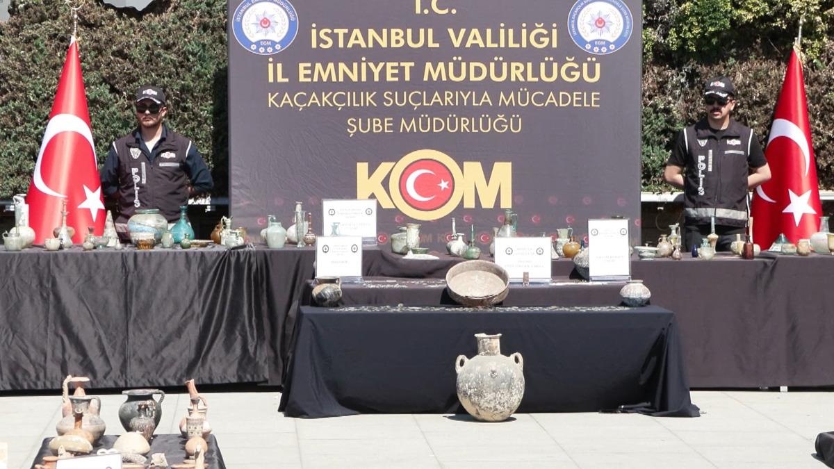 Ele geçirilen tarihi eserler Emniyet'in bahçesinde sergilendi