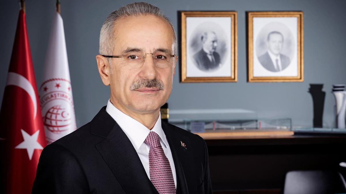 Bakan Uraloğlu 15 Temmuz gecesini anlattı! "Abdest alıp çocuklarla vedalaştım"