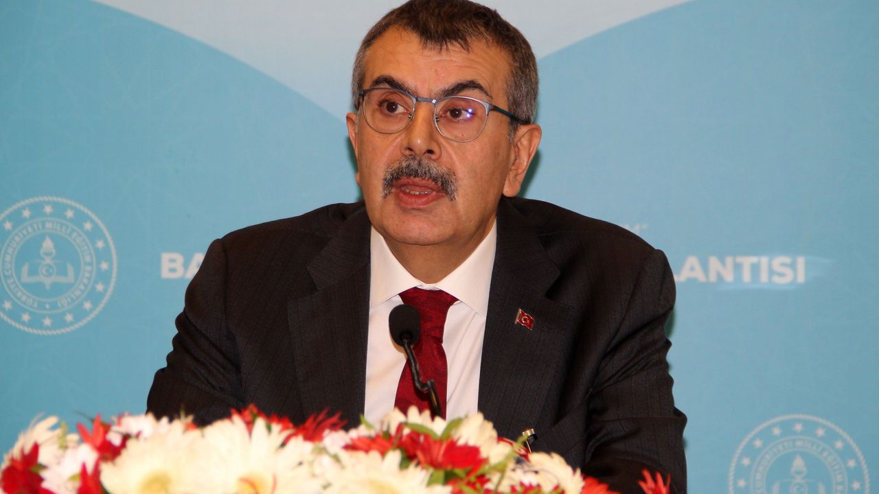 Özel Okul Öğretmenlerinin Maaşları 40 Bin Lira Civarı